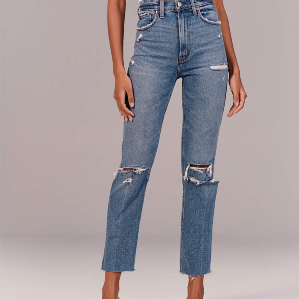 Abercrombie Ultra High Rise Ankle Straight Jeans